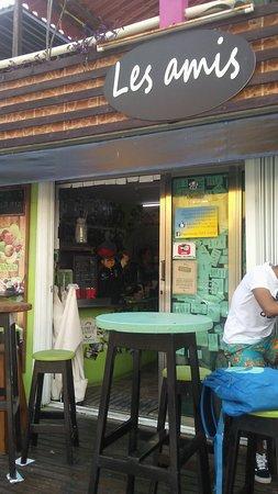 Les Amis